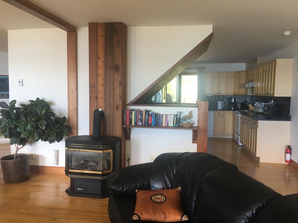 Tofino Stormbay Guest House Екстериор снимка